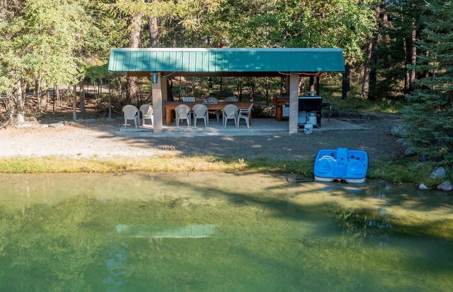 Fishing Cabin in the Woods - Photo 11