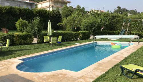 Paradisiacal Villa in Lousada with Private Pool - Foto 3