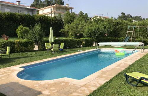 Paradisiacal Villa in Lousada with Private Pool - Foto 3