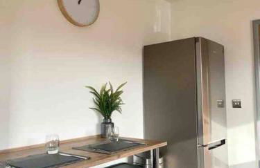 Modern Coastal 2 Bedroom Home to Relax and Unwind - Foto 12