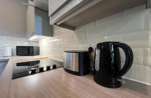 1 bed Apt close to Leeds Arena Sleeps up to 4 people F3 - Photo 8