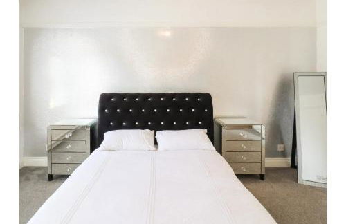 6BD Vacation Home with Indoor Pool - Foto 22