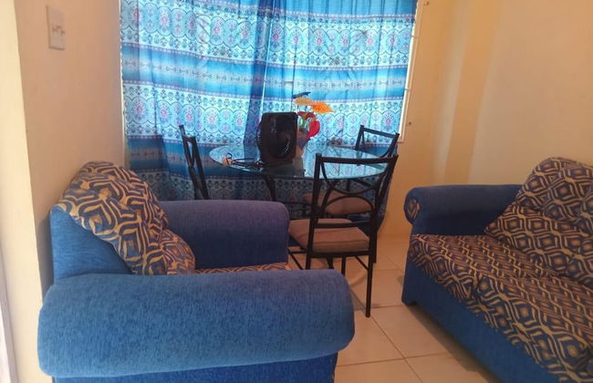 Lovely 1-bed Cottage in St Catherine Jamaica - Foto 3