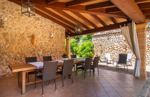 Fabulous Rural House with views to the mountains with swimming pool - Foto 9