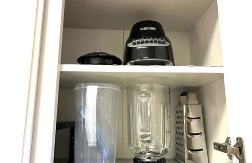 3 BR w/ King Bed, Standing Desk, Ping Pong, Arcade - Foto 34