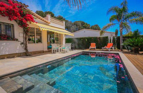 LITORAL COSTA DORADA - VILLA MONET Only families - Photo 3