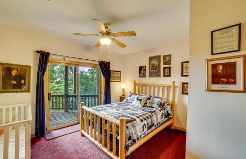 Decks and Views Spacious Cabin Near Table Rock Lake - Foto 27