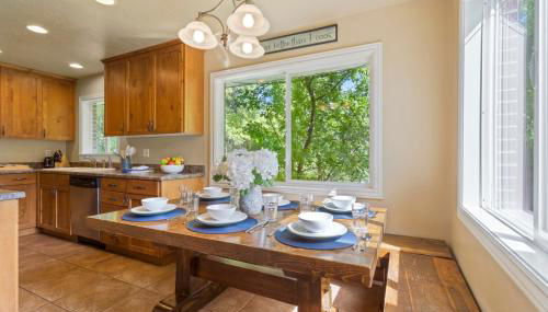 5 Bedroom Perfect Location to see the City and Ski Resorts - Foto 3