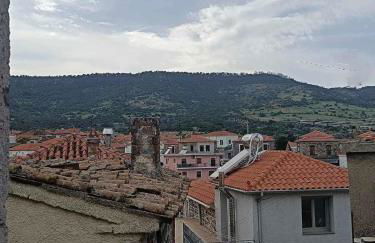 Traditional Stone House - Photo 19