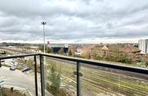 VIPAbodes at The Nankeville Woking - Photo 31