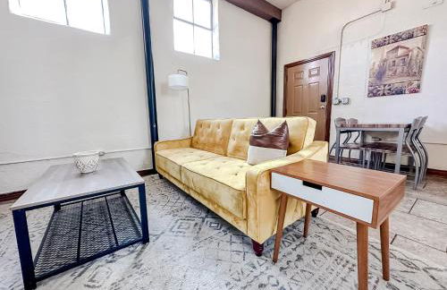 Sleepover 2BD 1BA Condos Downtown Springfield - Foto 63