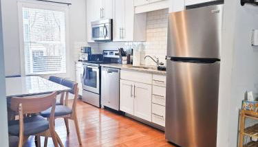 4 Minutes to UNC - 7 Minutes to Carrboro - En-Suite Bathrooms - Foto 3