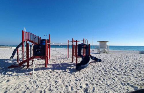 Spacious Home Minutes to the Beach - Foto 33