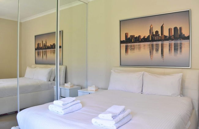 Comfortable 2 Bedroom With Serene Garden - Foto 1