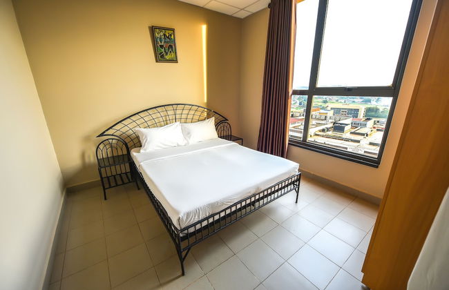 Boulevard Suites - Photo 7