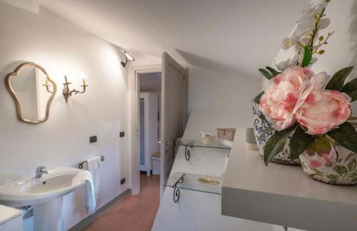 Apartment Zwei-Zimmer-Wohnung La Colombaia mit Garten by Interhome - Foto 32