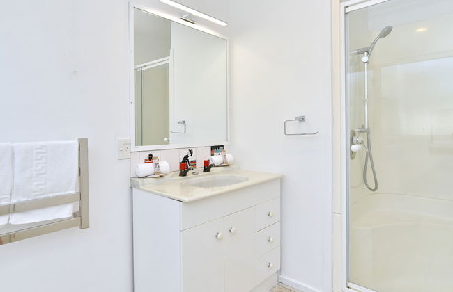 Moa Place - Christchurch Holiday Homes - Photo 44