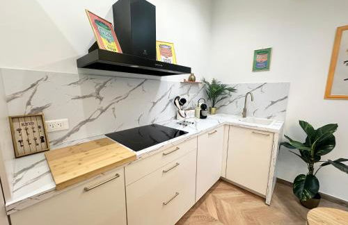 Elegant mansardé-place du pin - Photo 20