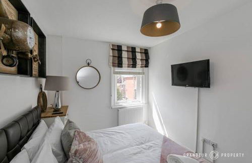 Central Park Suite by Grandeur Property - Photo 27