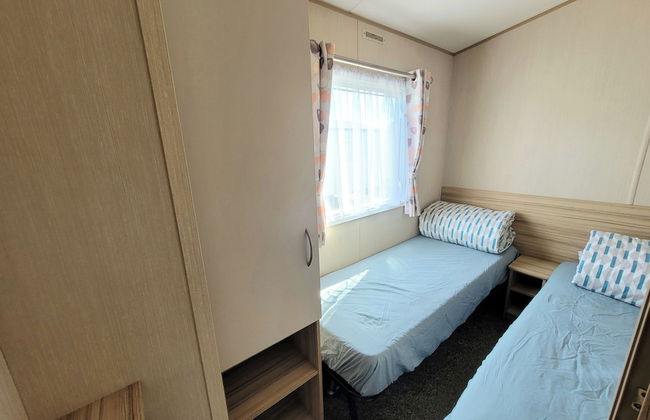 St Osyth- Sleeps8-freeparking-wifi-holidaypark - Foto 2