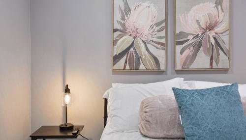 Convenient Mid and Extended Stay Near Airport - Foto 3