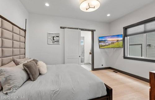 Luxury Home mins from Downtown CDA - Foto 3