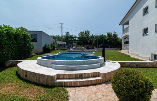 Holiday house with a swimming pool Radmani, Porec - 16440 - Photo 8