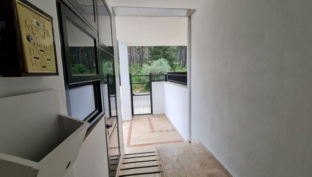 Entrada (vista interior)