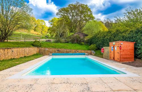 Stunning Countryside Home in Surrey by 53 Degrees Property, Ideal for Family Getaways, Private Tennis Court! - Foto 70