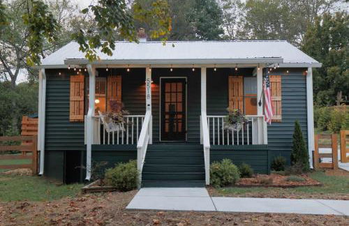 Leipers Fork Village Bungalow with Hot Tub & Firepit - Foto 1