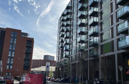 Spacious Homely Manchester City Stay Near AO Arena and Shopping Centre with 500Mbps Internet & Netflix - Foto 46