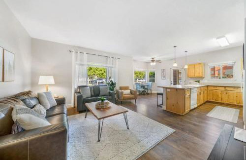 Condo with Sauna & Fitness Center, Extended Stay Savings - Foto 15