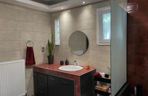 Aristides Guesthouse - Photo 24