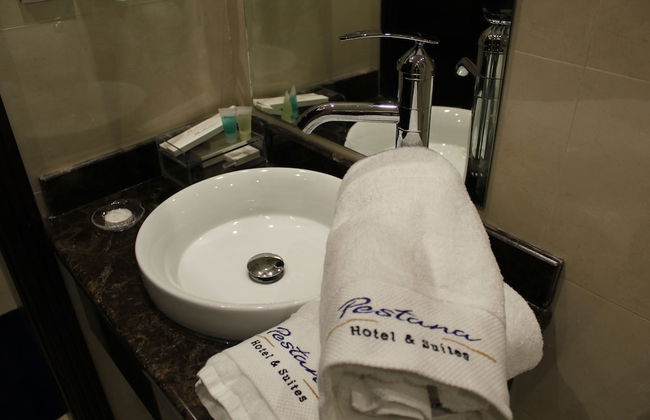 Pestana Hotel & Suites 3 - Photo 20