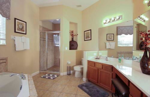 Luxury Villa 5 Bedrooms Minutes from Disney in the Reunion resort - Foto 29