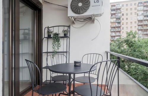 8 min walk to the beach & 10 min walk to Convention Centre ! - Photo 23