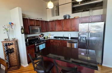 World Cup Luxury Loft -Steps to Fan Fest - Heart of KC Crossroads - 30 Night Min - Foto 9