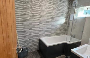 Cosy, Modern Home Near BHX, NEC and City Centre - Foto 14