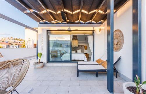 El Atiquito de Caleta - Photo 2