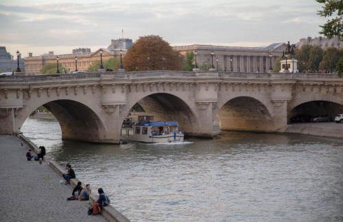 Just Renovated 138m2 On The Seine - Foto 31