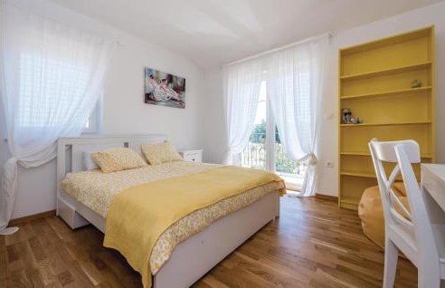 Three-Bedroom Holiday Home In Pakovo Selo - Foto 14