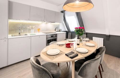 LivinParis - Luxury AC 2 & 3 Bedrooms Le Louvre - Foto 7