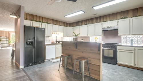 Downtown Condo about 23 Mi to Hocking Hills State Park - Foto 2