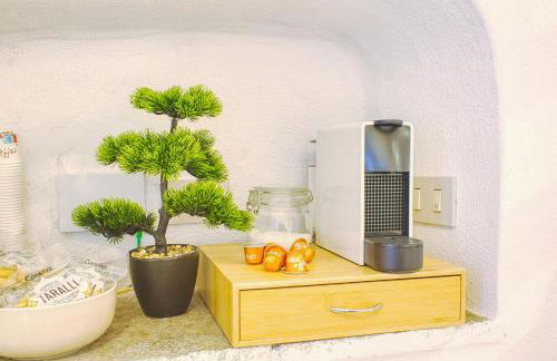 Tra i Vicoli di Sperlonga, Storia, Mare e Relax - Foto 15