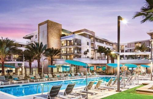 Nautical Knees Water View Pool, Jacuzzi and Gym - Foto 2