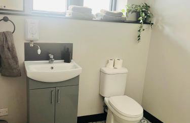 The Tower Suite - Town Centre, Spacious, 2 Bed, Sleeps 4 - Foto 28