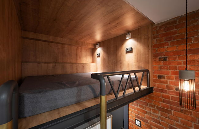 Underwood Art Room - Photo 45