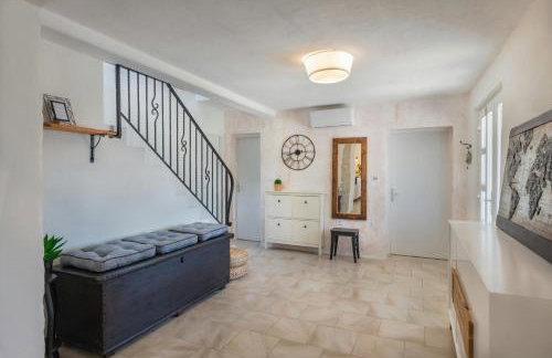 CROGO Villa Paradiz - Foto 16