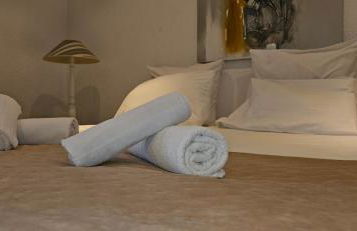 Le Clos Saint Jean, vue Cité, piscine et parking - Foto 34