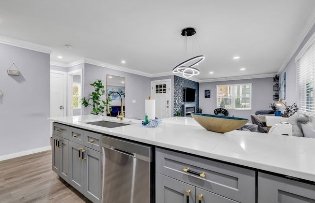 Charlotte Spacious Home - Foto 16